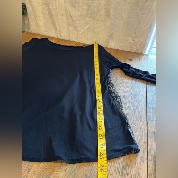 Lightweight black Scotch & Soda top with a flowing floral back, size M - Picture 3 of 10